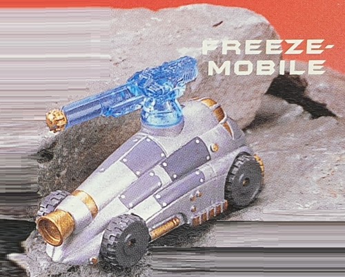 Batman & Robin: Freeze-Mobile Carded Die Cast Model & Model Kit - Bild 6 von 6