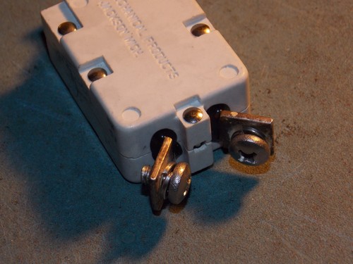 Mechanical Products Circuit Breaker 700-001-40 40A 40 Amp 76374-9141 Line - Picture 5 of 8