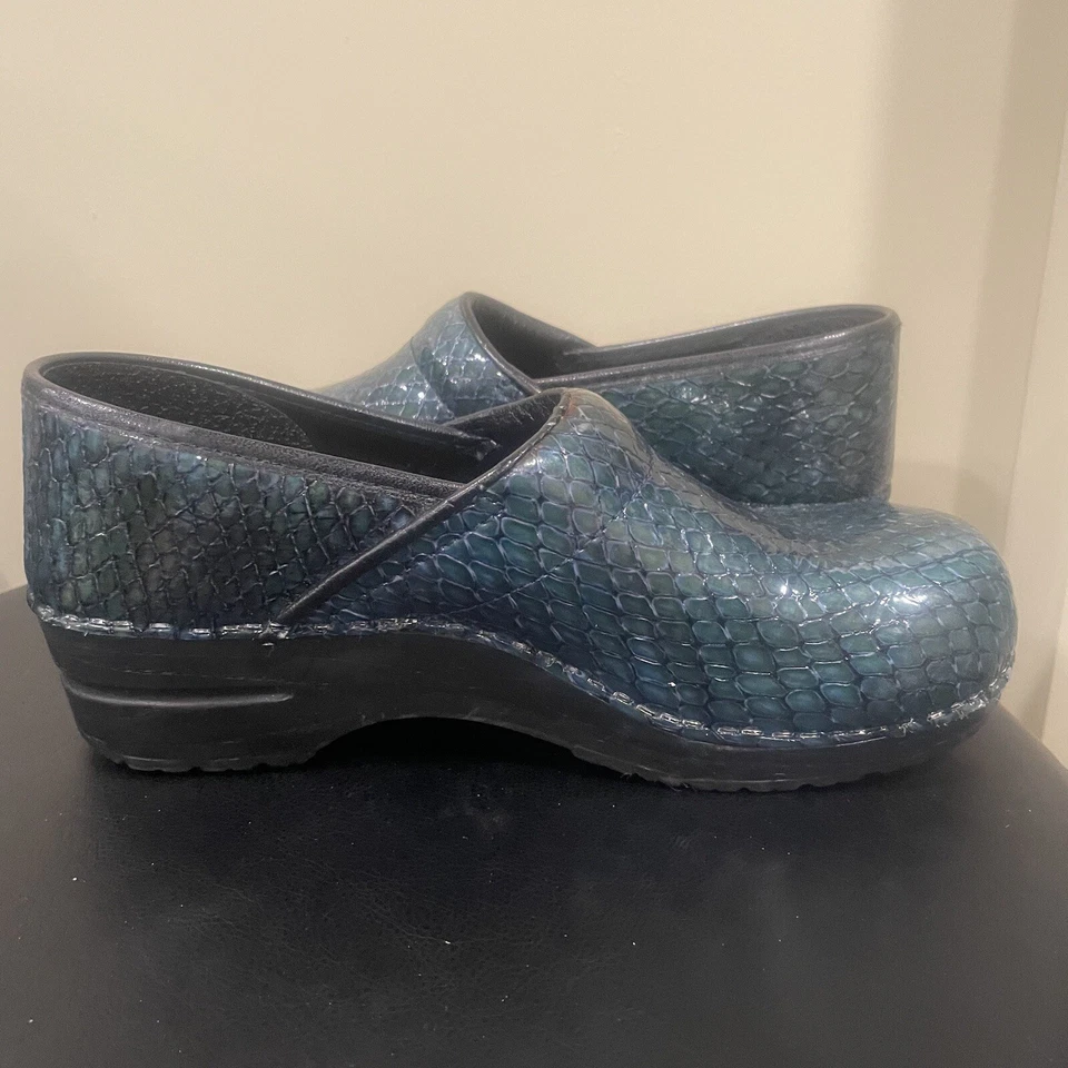 Сабо SANITA лакированная кожа зеленая змеиная кожа женские размер ЕС 41 без шнуровки для медсестры - Изображение 3 из 4