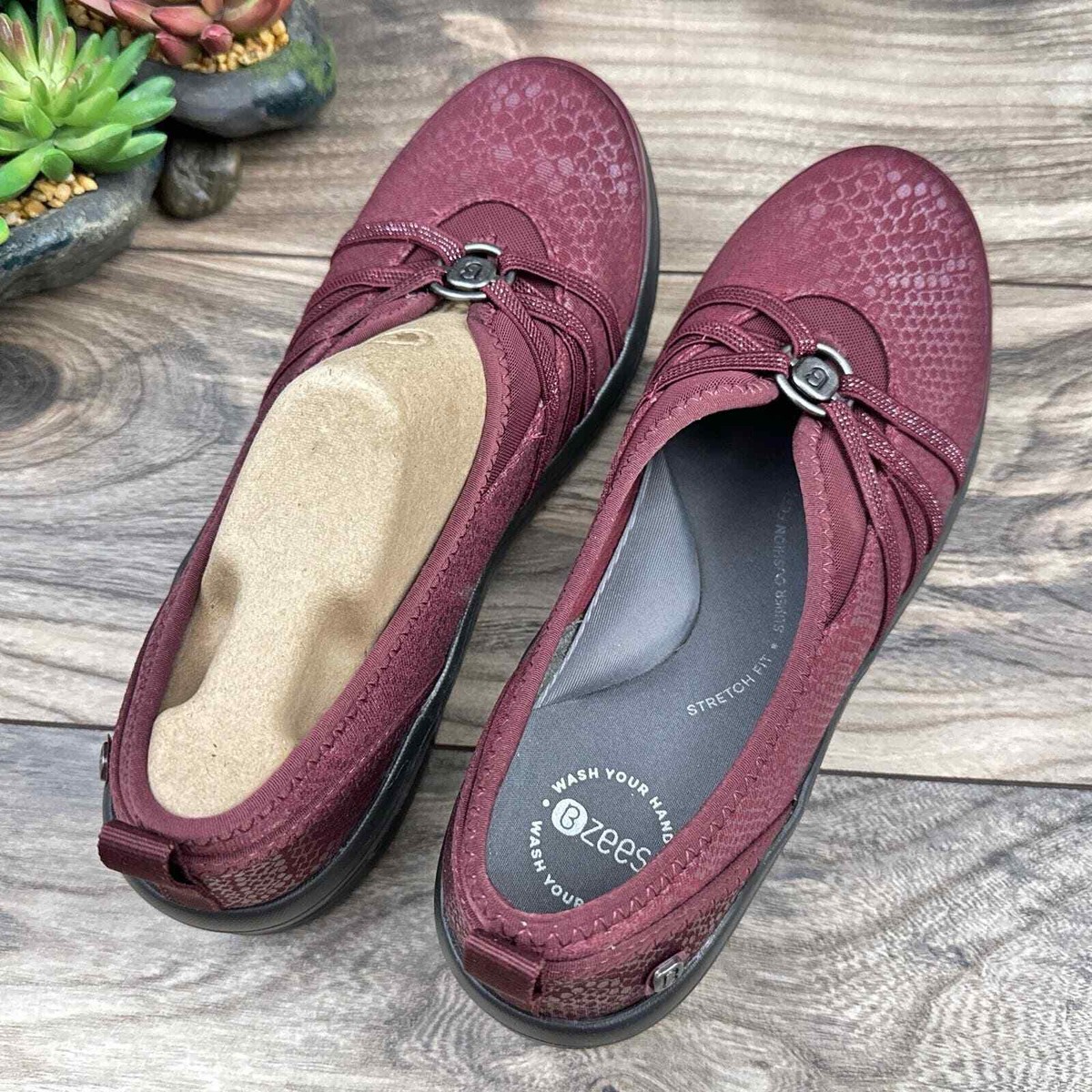 NIB Bzees Rosie 8M Comfort Slip On Shoes Flats Loafers Wine  display picture 1