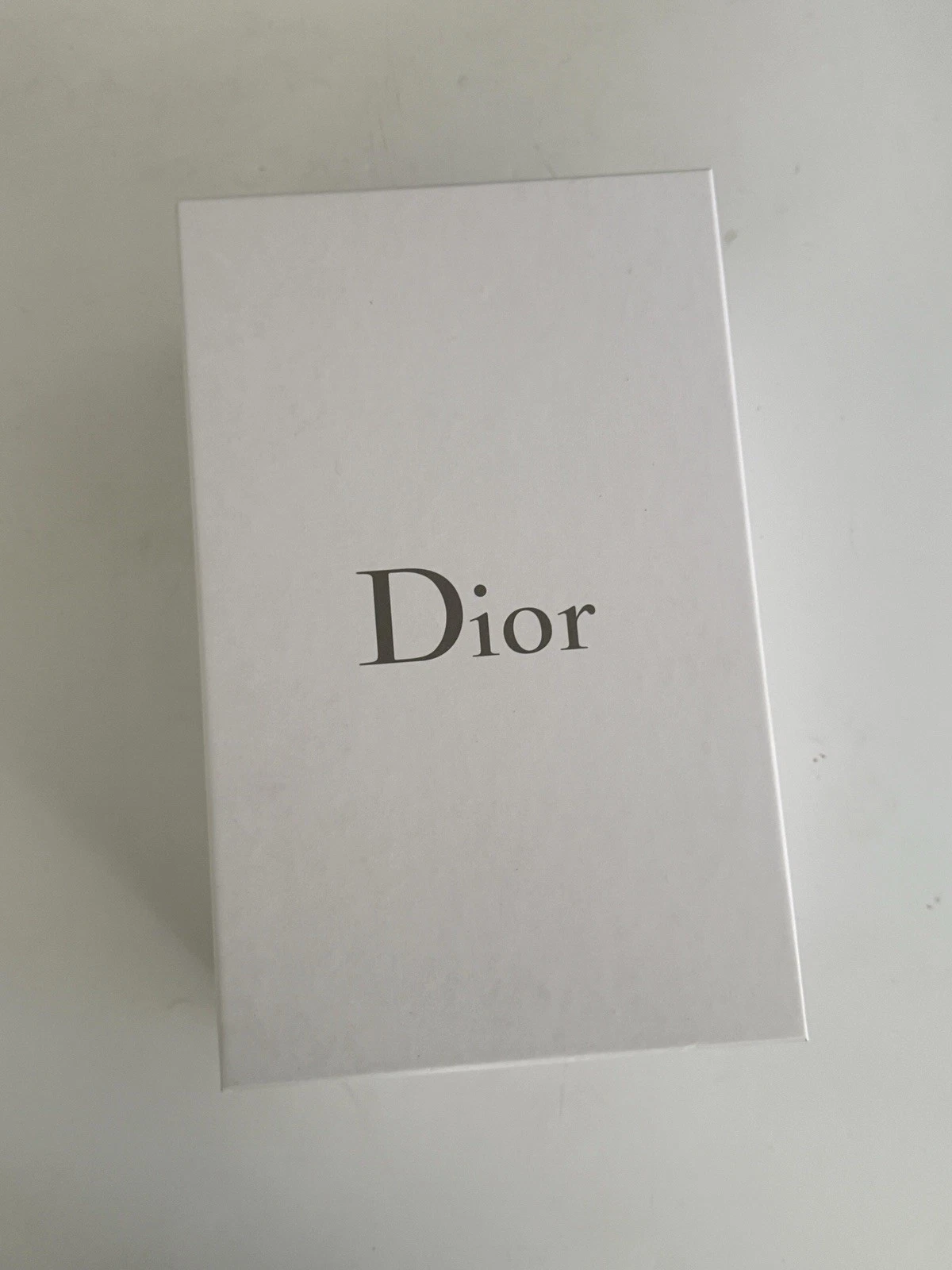 Authentique boîte à chaussures Dior 11,5 x 7 x 4,25 pouces
