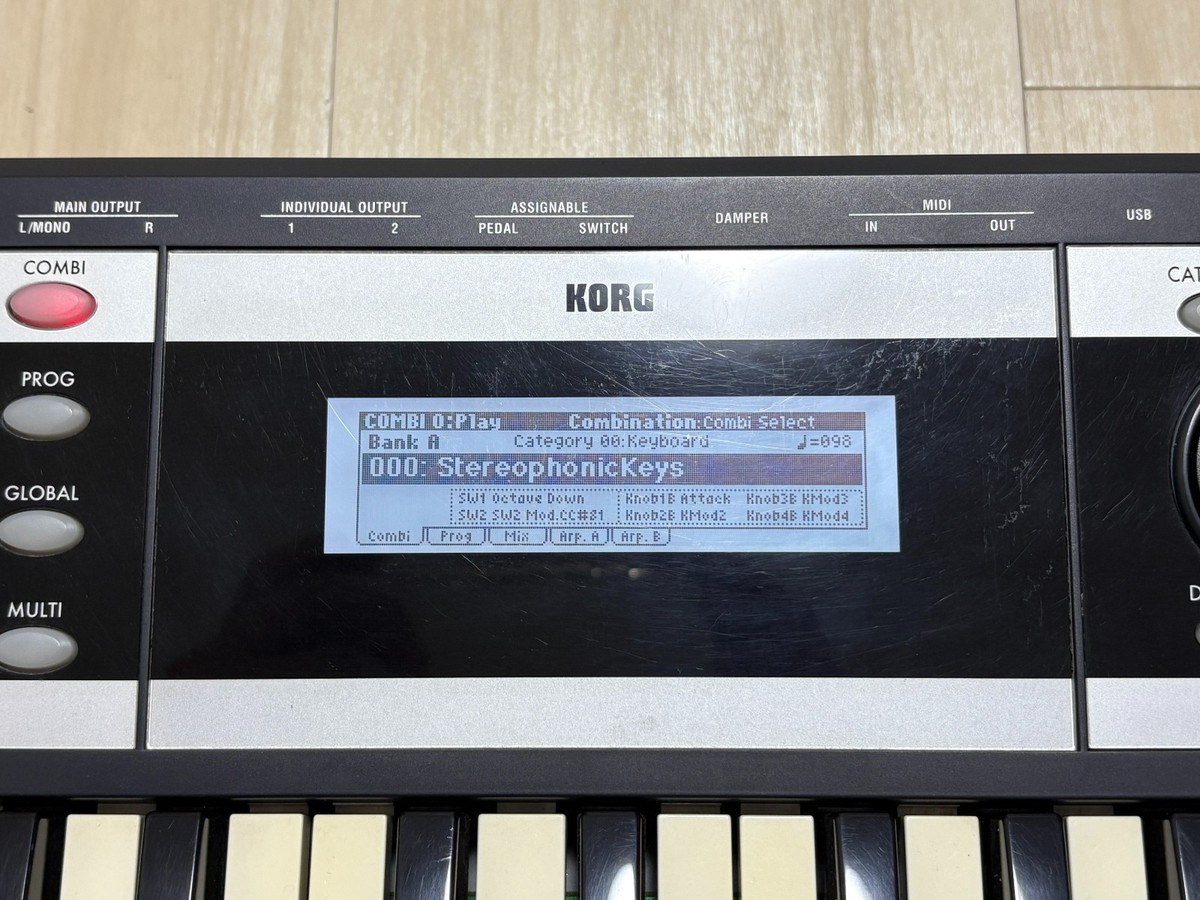 Korg X50 61-Key Keyboard Synthesizer with Soft Case and