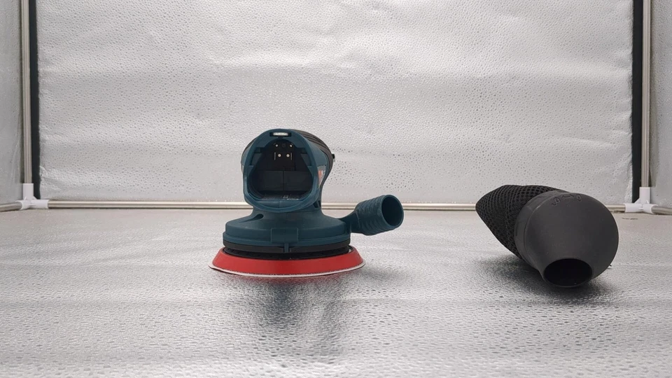 Bosch Gex12v-5n 12 В макс. бесщеточная 5-дюймовая орбитальная шлифовальная машина случайным образом - эргономичная ручка для ладони - Изображение 2 из 4