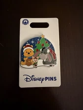 2025 Disney Parks Winnie the Pooh and Pals Holiday Pin 2025 NEW