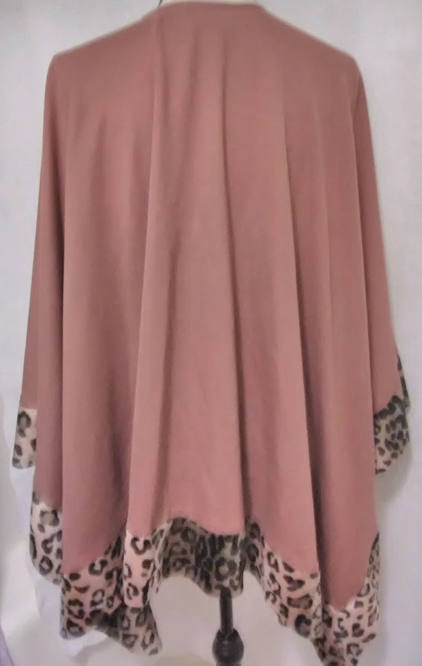 PILIPO USA Women Long Warm Shawl Wrap Brown with faux Leopard lining on bottom - Image 4 of 4