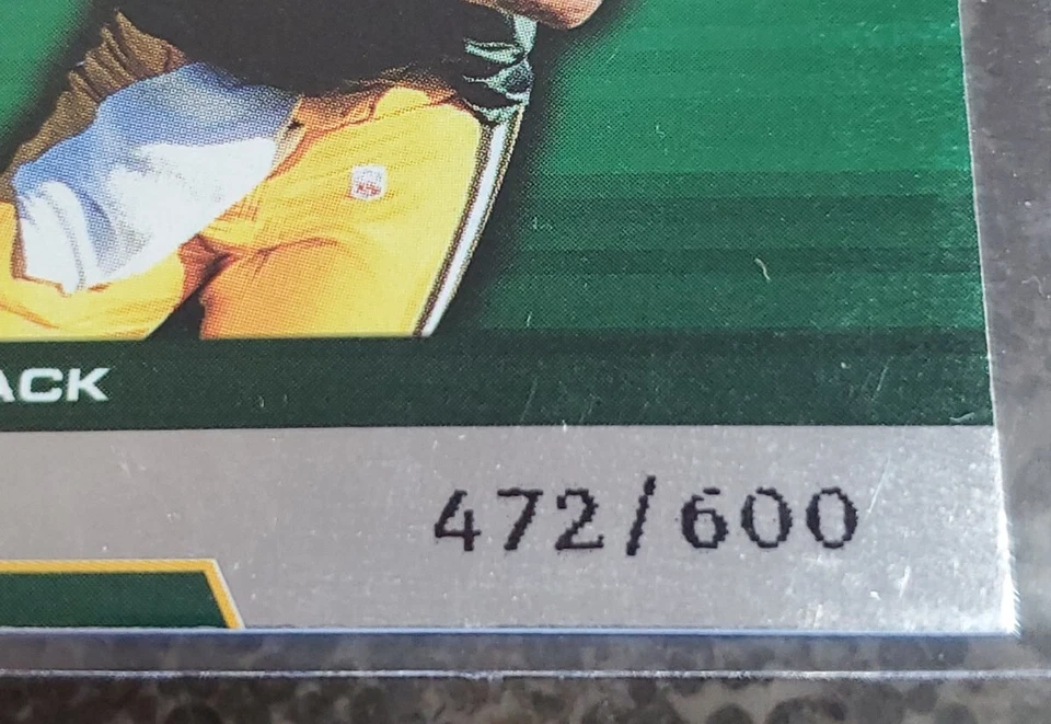 RARE 2002 Pacific Atomic Brett Favre /600 Hand Signed On Card Auto GB Packers - Image 4 of 4