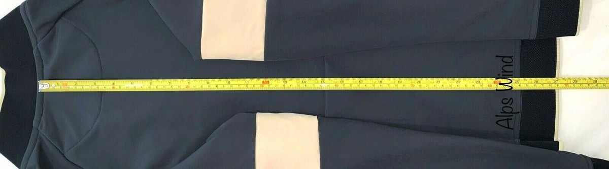 s-l1200.jpg s-l1200.jpg