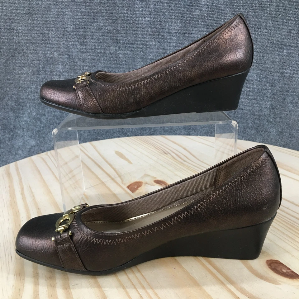 Zapatos LifeStride para mujer 6 M Galso Pump bronce imitación cuero informales tacones de cuña Foto 2 de 4