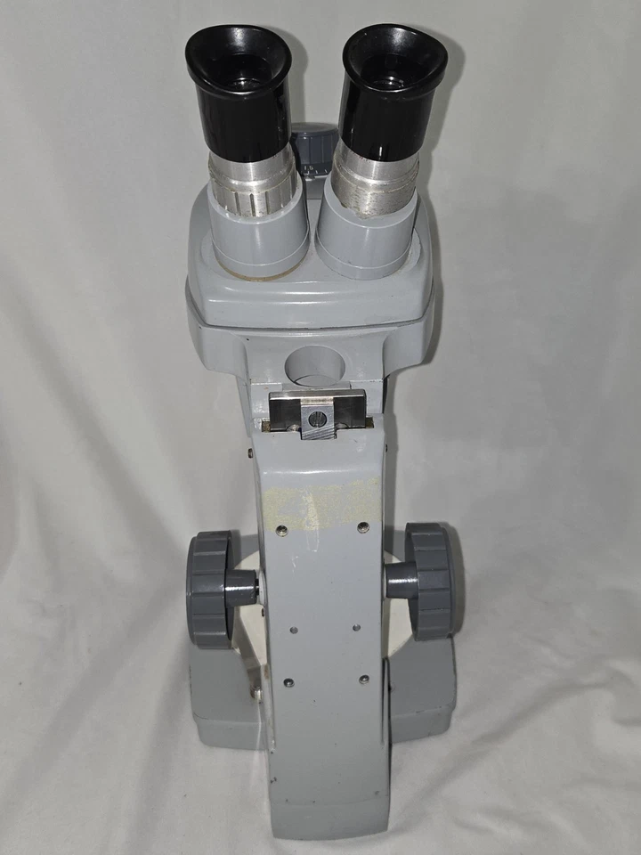 Microscopio binocular con zoom estéreo Bausch & Lomb 1x-2x Foto 4 de 4