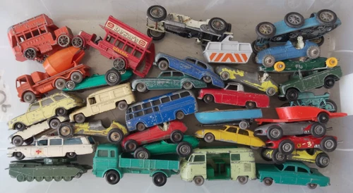 ORIGINAL VINTAGE DIECAST MATCHBOX TOYS JOB LOT CARS TRUCKS etc MOKO & OTHERS