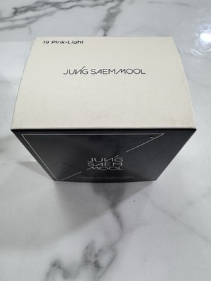 JUNG SAEM MOOL Essential Skin Nuder Cushion | Natural Finish, 19 Pink - Light