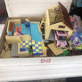 LEGO the Simpsons: The Simpsons House (71006) Incomplete With Mini Figures Read