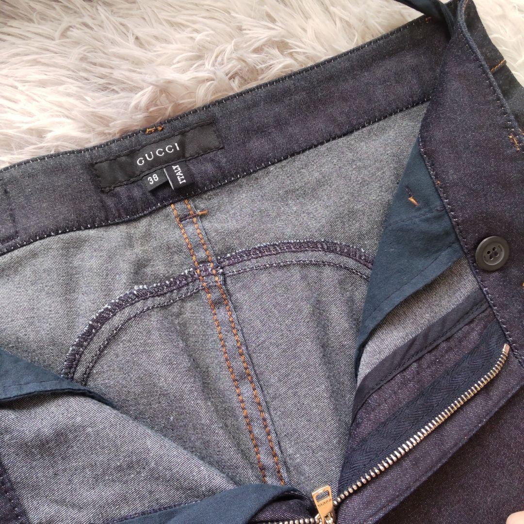 USED GUCCI: EXCELLENT CONDITION, ALMOST UNUSED SK… - image 8