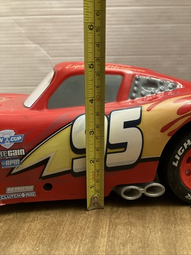RARE Disney Pixar Cars Lightning McQueen High Performance Racer Without Remote - Picture 9 of 10