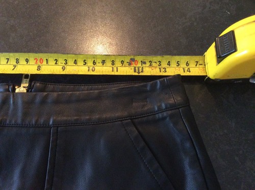 Forever 21 Mini Skirt Medium Black Faux Leather Used BLACK PVC MINI SKIRT W27 - Picture 5 of 12