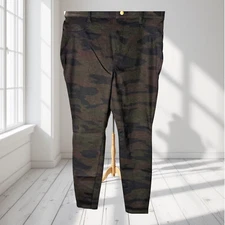Time And Tru Jegging Size XSmall 0-2 High Rise Fitted Multicolor Camouflage