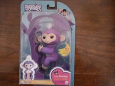 Brand New Authentic Wow Wee Fingerlings Baby Monkey  Mia Purple