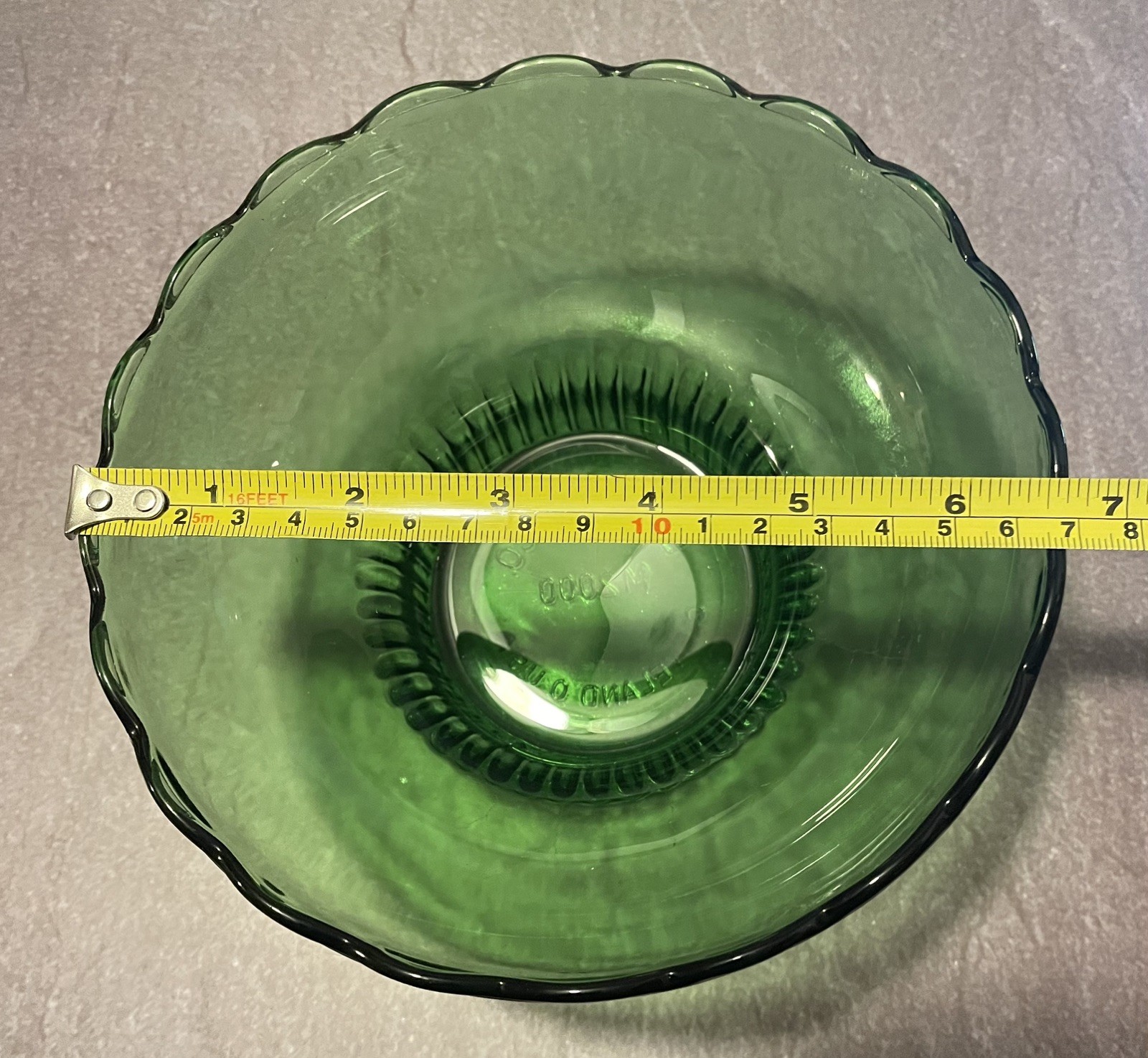 Vintage E.O. Brody Co. Cleveland Ohio 1950’s Green Glass Scalloped Rim Bowl