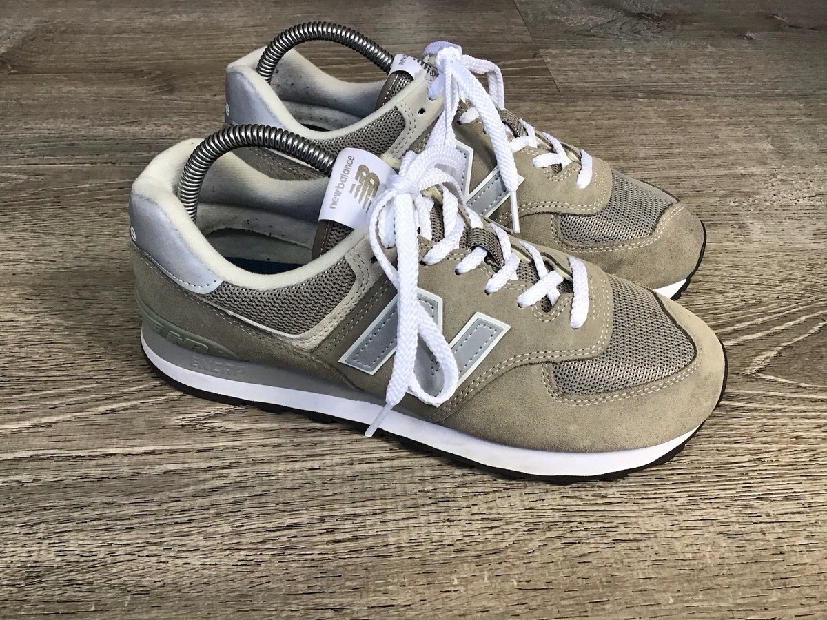 New Balance 574 Classic Sneakers Women's Size D – Taupe