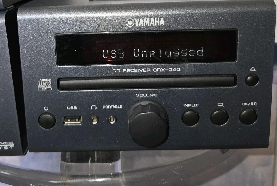 Yamaha CRX-040 CD Player iPod Dock USB Micro Stereo Receiver W/o Remote - Image 4 of 4