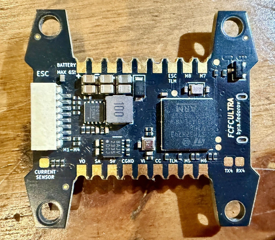 Kiss Ultra v2 FC 30x30 (Barely used) - Image 3 of 3