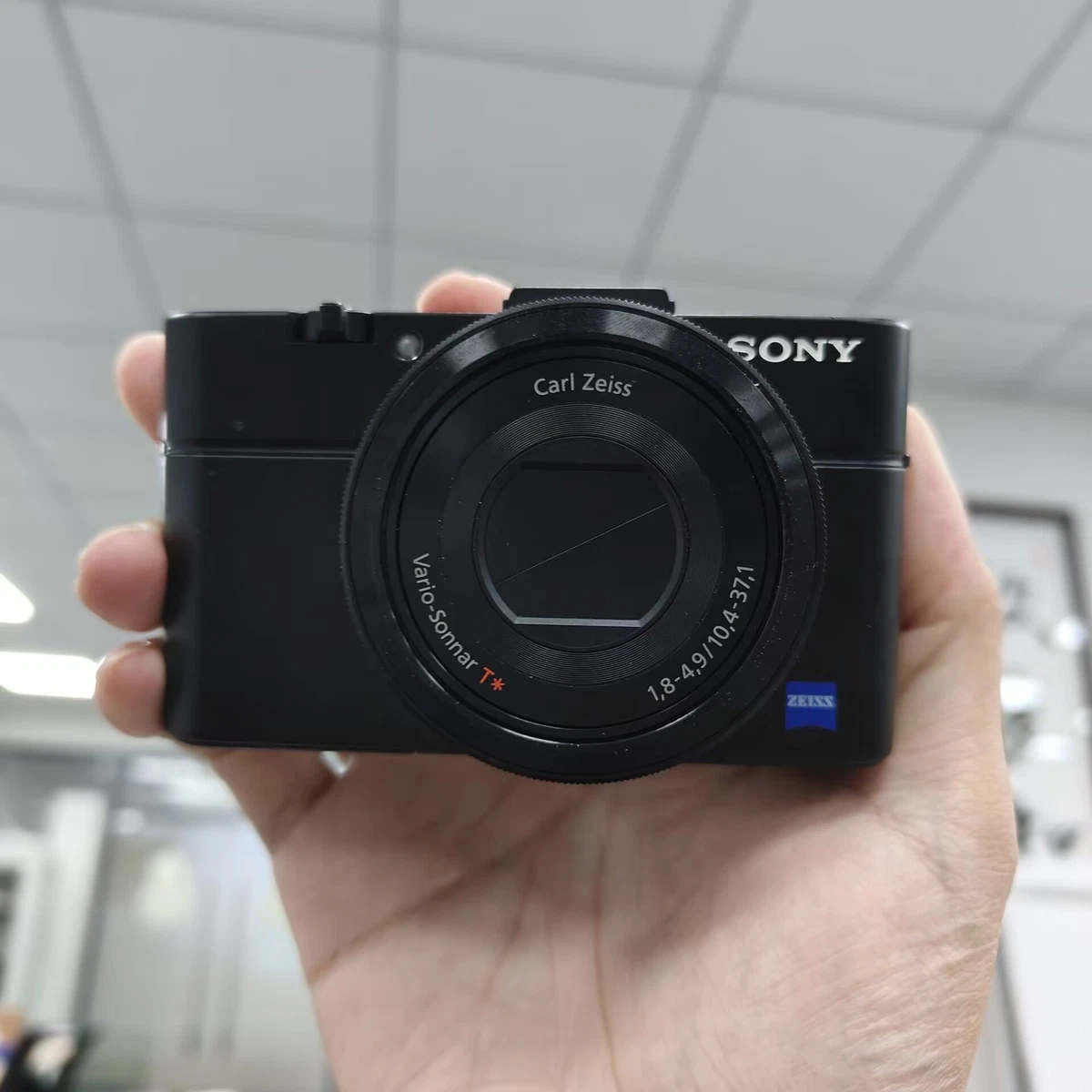 Sony Sony Cyber-shot DSC-RX100 Sony Cyber-shot Digital Cameras for