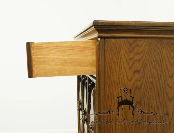 THOMASVILLE FURNITURE Valverde Collection Spanish Mediterranean Style 42" Doo... - Image 3 of 4