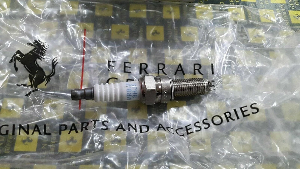 Bujía genuina Ferrari 458 F12 FF LaFerrari #254771 Foto 2 de 2