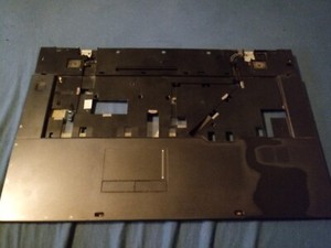 Gehäuse Oberschale Handauflage mit Touchpad und 2 lautsprecher Amilo Li 3910 EF9