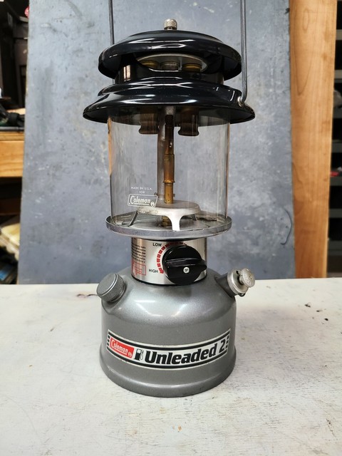 coleman 2 mantle lantern
