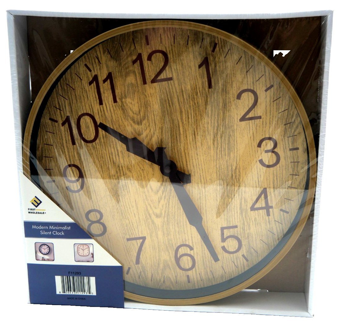 Modern Minimalist Silent Wall Clock Wood Grain Round 12 Inch Quartz