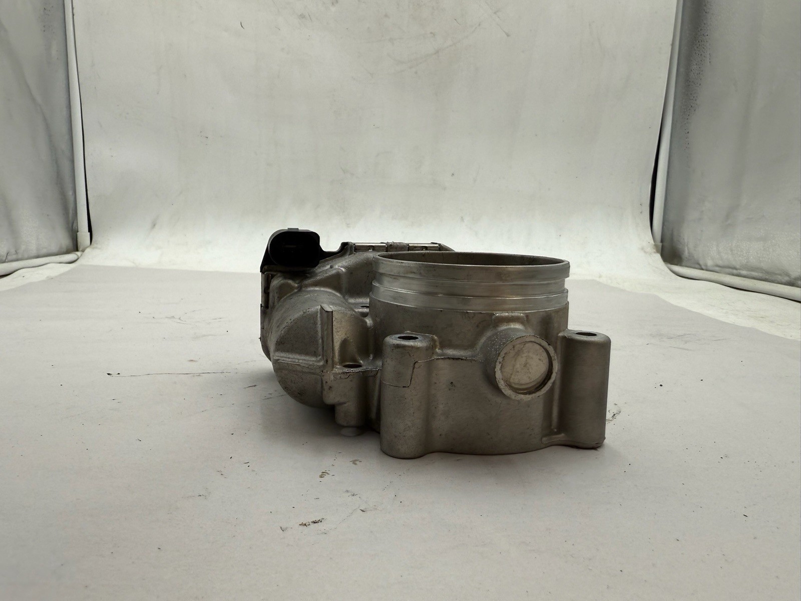 14-20 Maserati Ghibli / Ferrari 488 GTB 3.0L Engine Throttle Body 279575 OEM