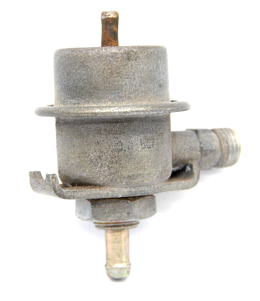 FUEL PRESSURE REGULATOR FPR FOR SAAB 900 84-93 B202 2.0 8V 16V LPT 0280160256 - Image 4 of 4