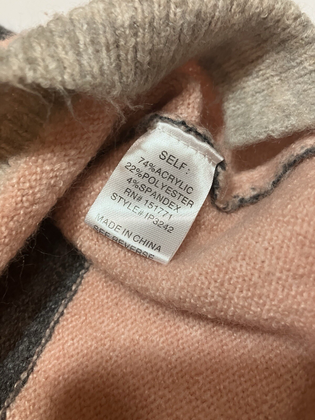 Macaron multicolor v neck oversized pullover card… - image 7