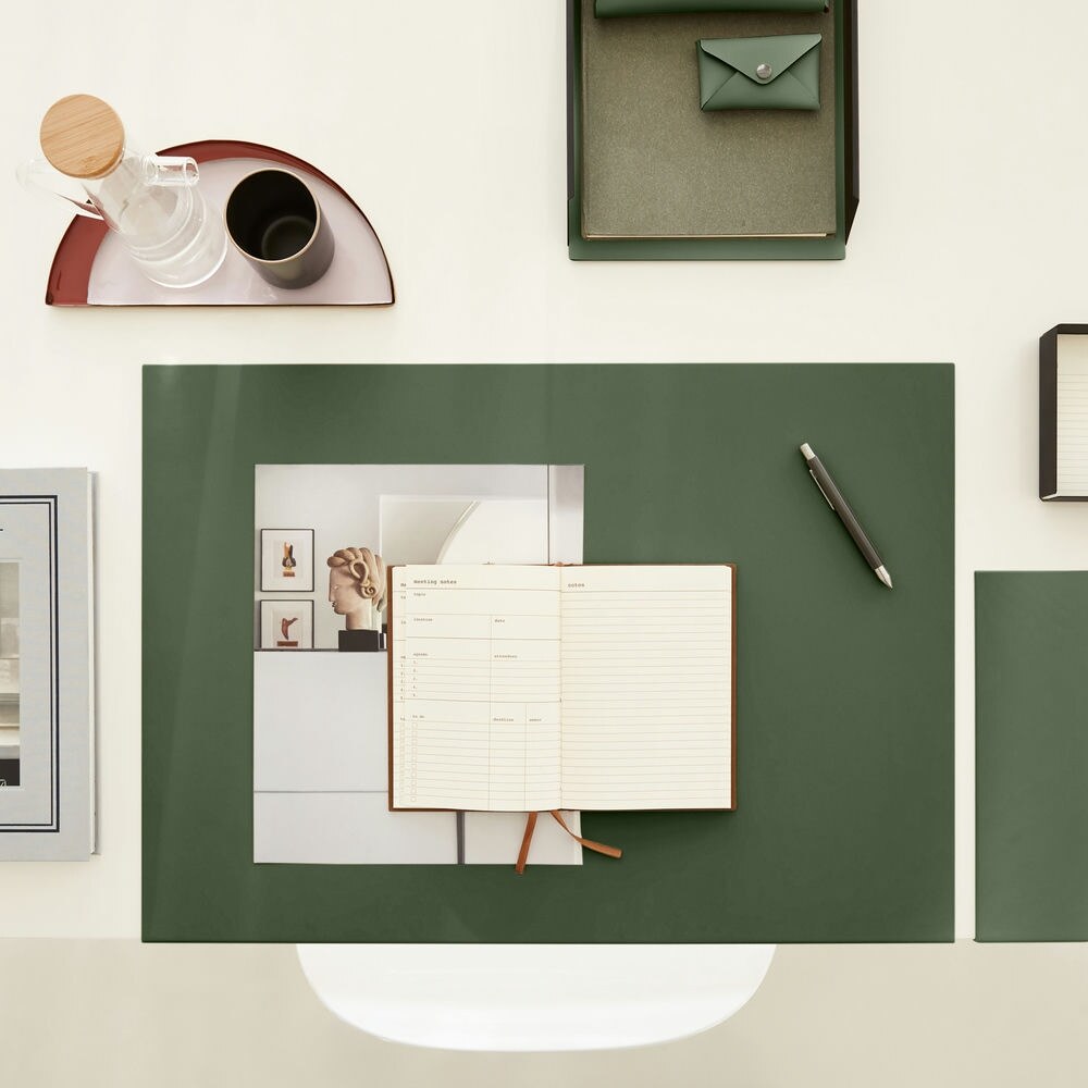 Sous-main De Bureau En Cuir Vert - Avec Rebord Et Coutures Artisanales - Eglooh - Fabriqué En Italie