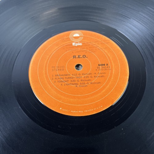REO SPEEDWAGON R.E.O. VINYL SELF TITLED 1976 Epic PE 34143 LP 1st PRESSING - Picture 12 of 14