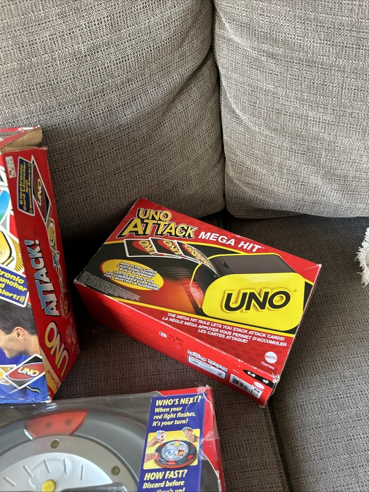 UNO FLASH Electronic Card Game, UNO Attack And Uno Attack Mega Hit Wow - Image 4 of 4