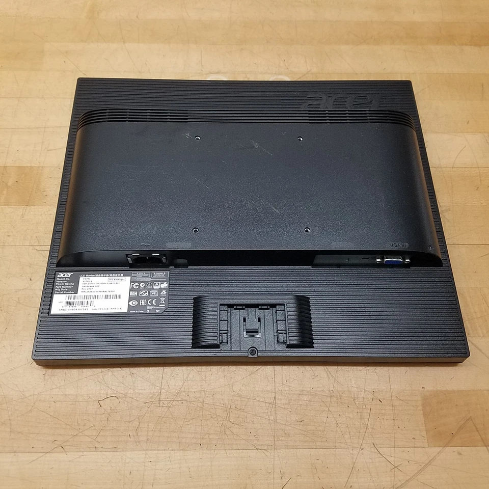 Acer V176L, LCD Computer Monitor, 17" Screen - USED - Image 3 of 4