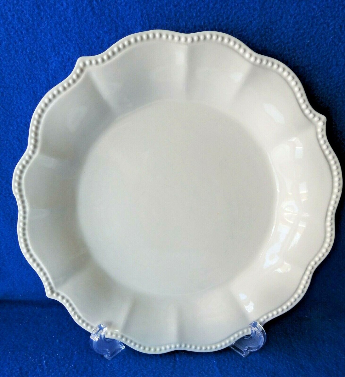 1 The Pioneer Woman Paige Ivory Linen Scalloped 10 1 2 Dinner Plate