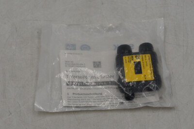 Sick T-Connector / Pushbutton M12, 5-PIN 2077933