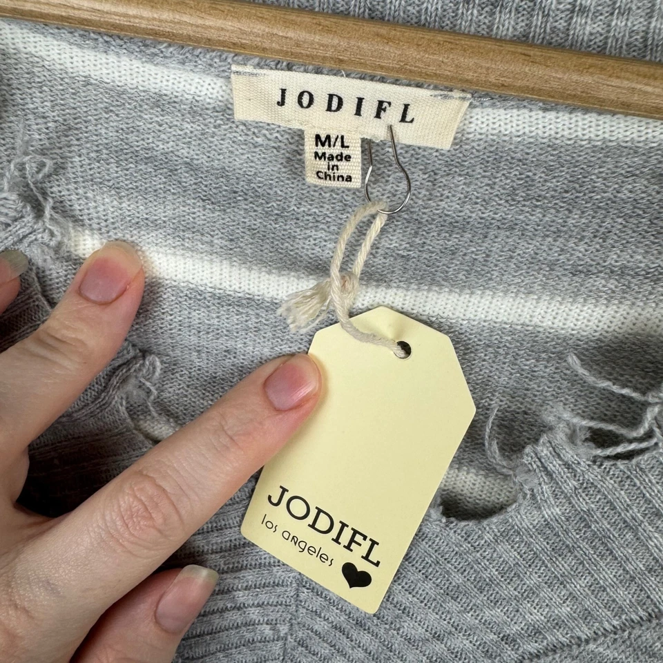 Nuevo con etiquetas Suéter Pullover Jodifl Rayas Cuello en V Talla M/L Gris Manga Dolman Informal Foto 4 de 4