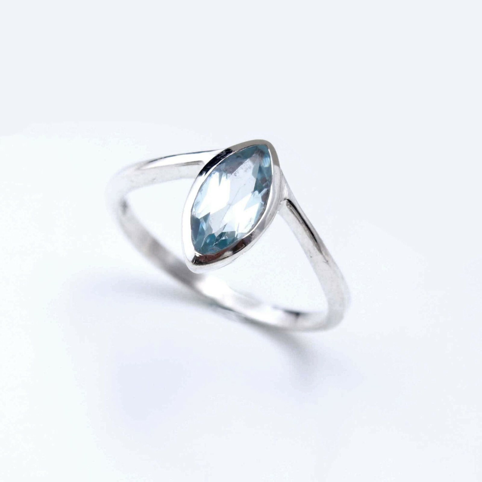 BLUE TOPAZ NATURAL GEMSTONE 925 STERLING SILVER HANDMADE JEWELRY RING 3 ...