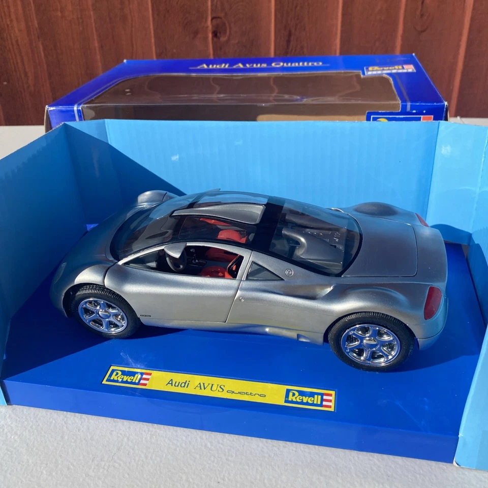 Revell 08426 Audi Avus Quattro 1:18 Diecast – Hand Polished Aluminium – Rare - Image 4 of 4