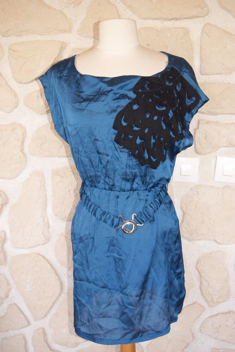 La robe hot sale bleue et noire