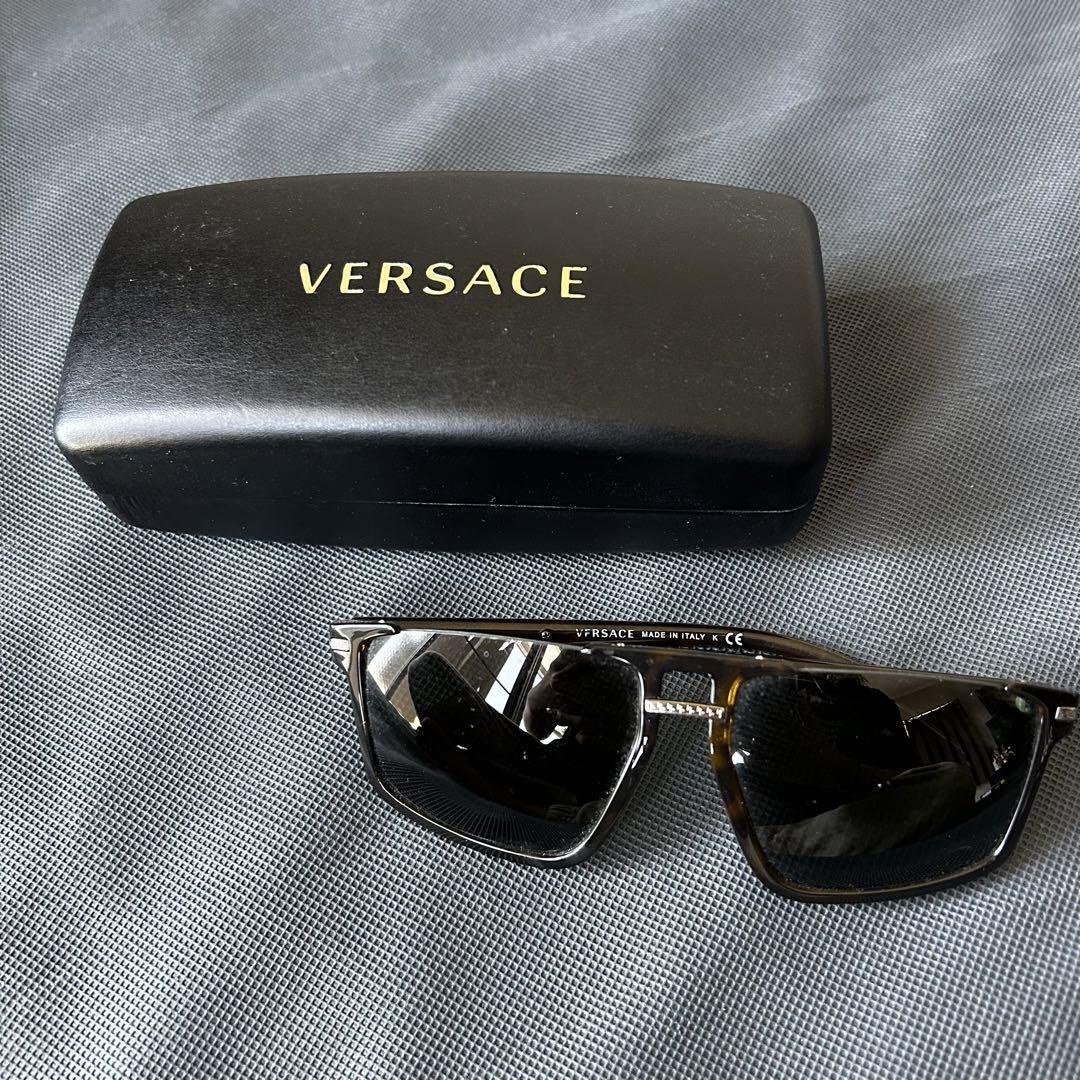 VERSACE グレカ　サングラス グレカ サングラス イエロー | VERSACE JP