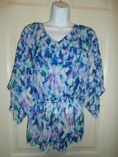 NWT NEW SUNNY LEIGH TOP MEDIUM BUTTERFLY SLEEVES