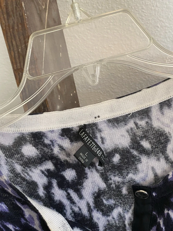 Cardigã feminino Lafayette 148 botões frente manga longa estampa de animais G primavera - Imagem 3 de 4