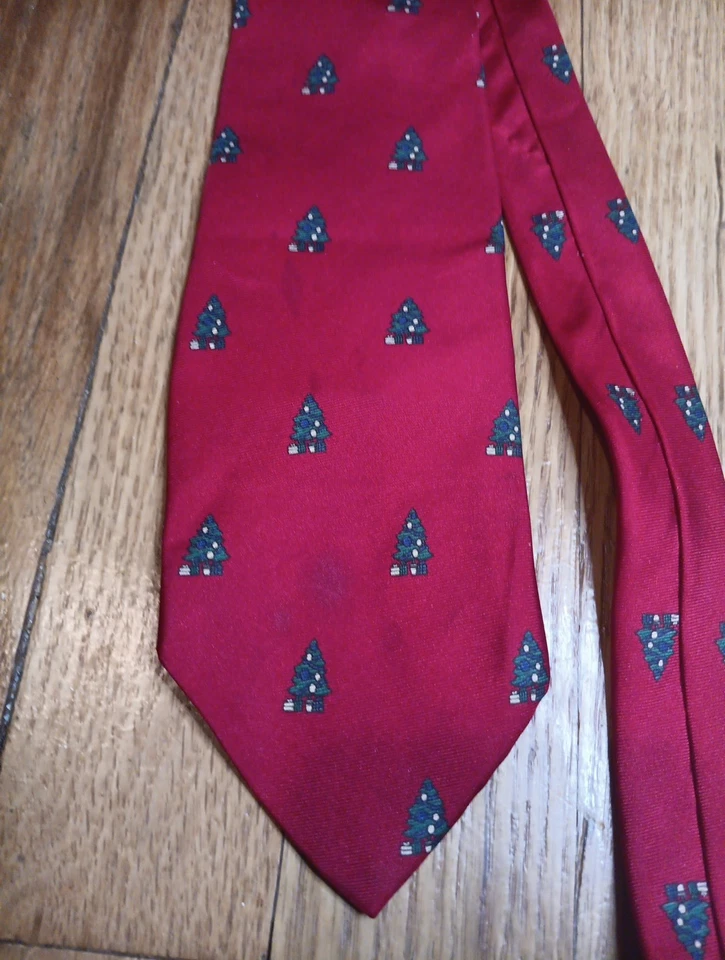 Vintage Pure Silk by Wembley Tie – Red Christmas Tree Holiday Necktie - Image 4 of 4