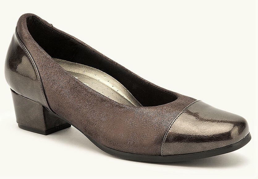 Klouds shoes by Doctor Cutillas Orthotic comfort leather heels