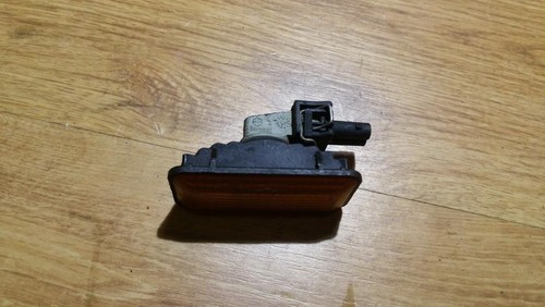 1H0949117A Seitenblinker (Kotflügelblinker) Vorne Rechts  Volksw DE130007-27